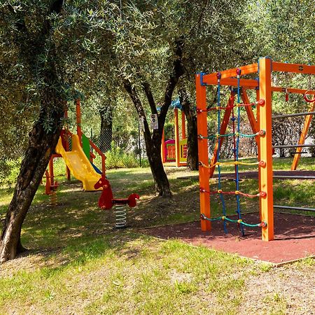 Camping Park Garda 利莫内-苏尔加达 外观 照片
