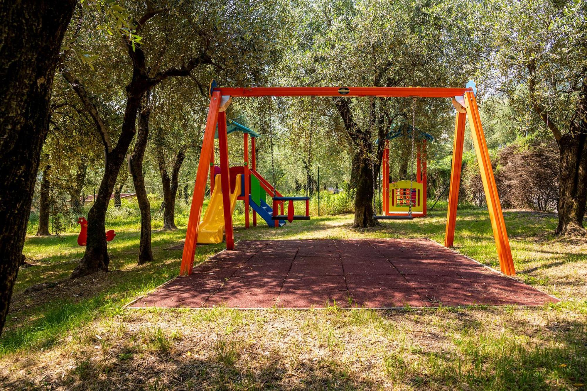 Camping Park Garda 利莫内-苏尔加达 外观 照片